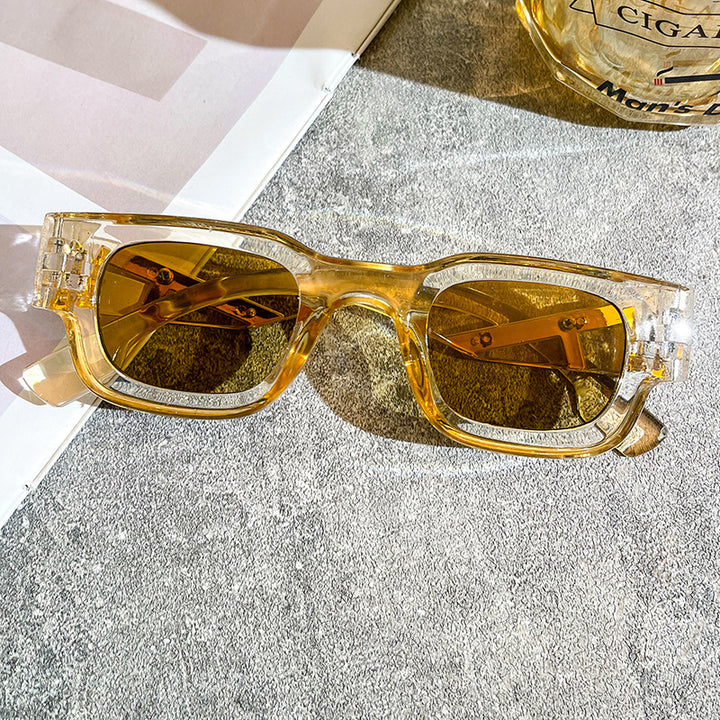 Ladies fashionable sunglasses with a striking design Kalsten