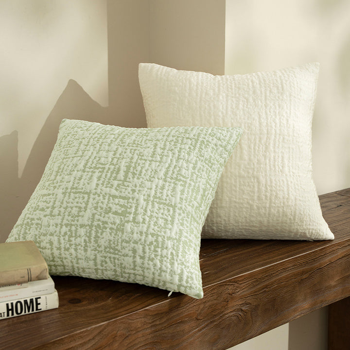 Structured quilted pillowcase made of cotton blend