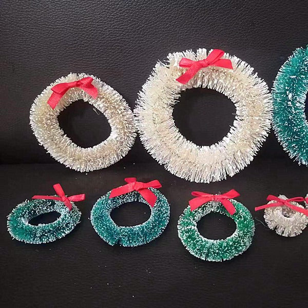 Decorative Tinsel Wreath Set Kalsten