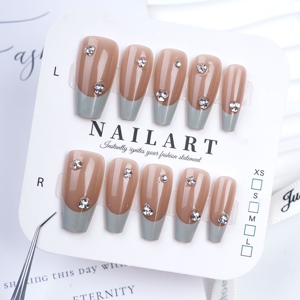 Creative Thematic Press-On Nail Set Kalsten