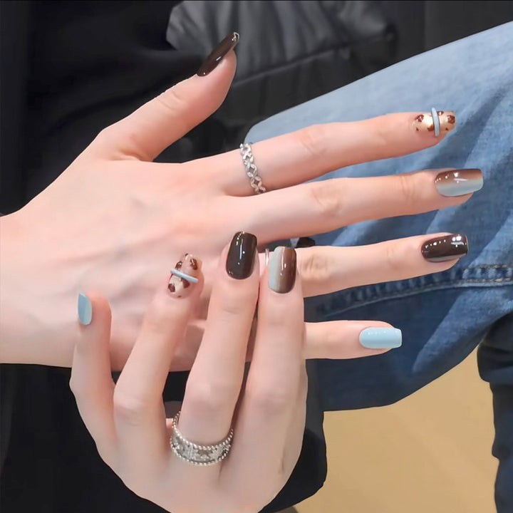 Artistic Press-On Nail Art Set with Unique Designs Kalsten