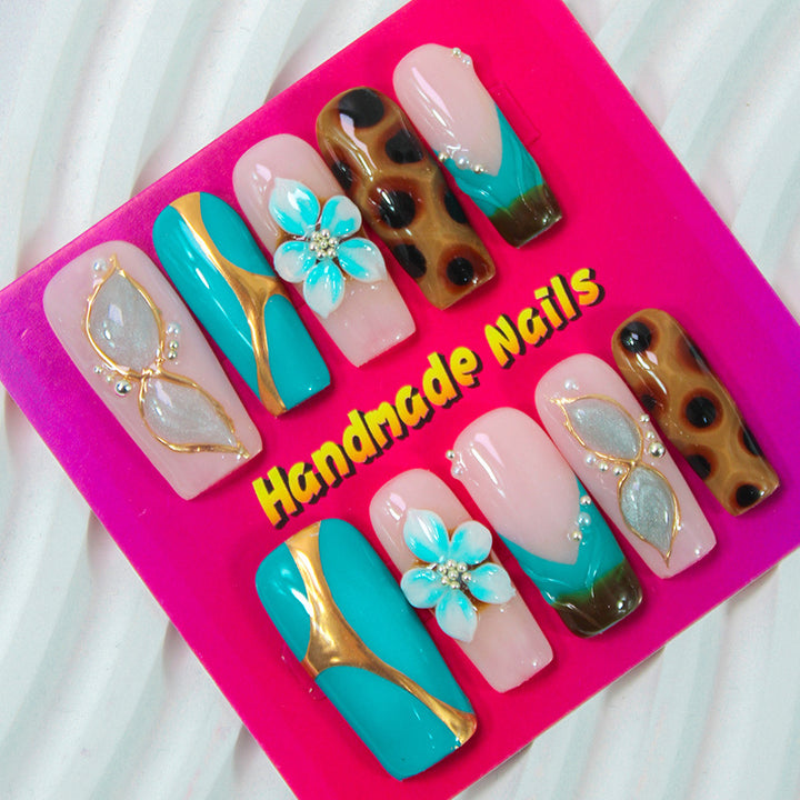 Artificial Nails Set with Handmade Glitter and Flower Designs Kalsten