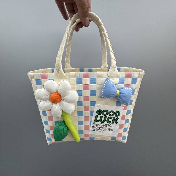 Charming and playful handbag Kalsten
