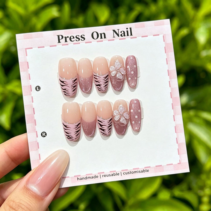 Artistic Press-On Nail Set with Customizable Floral and Tiger Stripe Design