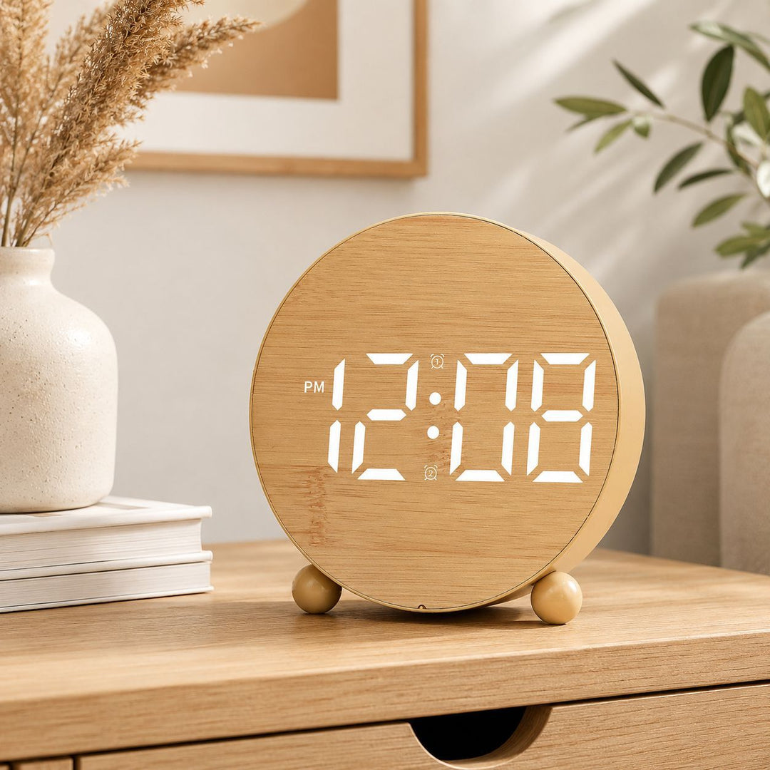 Digital Alarm Clock in Modern Wooden Design Kalsten