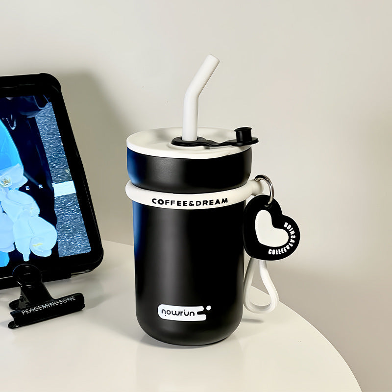 Women's thermos cup with integrated straw and practical spill protection Kalsten