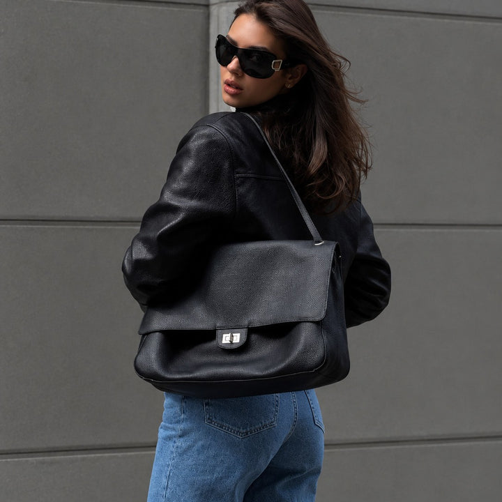 Elegant Leather Shoulder Handbag