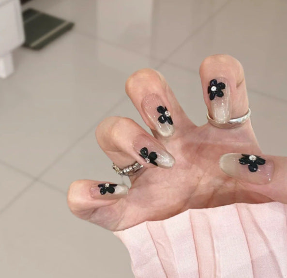 Decorative Press-On Nail Design Kalsten