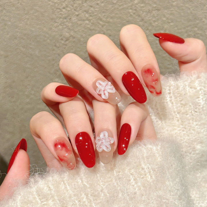 Artistic Press-On Nail Art Set with Floral and Glossy Designs