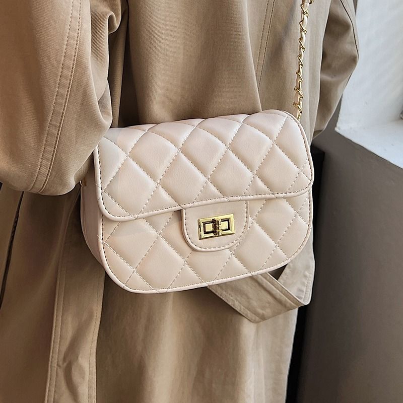 Quilted Elegance Shoulder Bag Kalsten