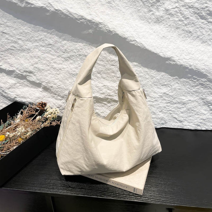 Practical and Trendy Fabric Bag Kalsten