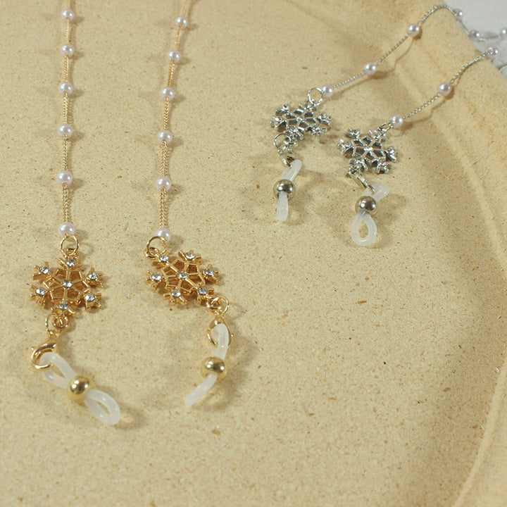 Elegant glasses holder chain with pearls and snowflake pendant Kalsten