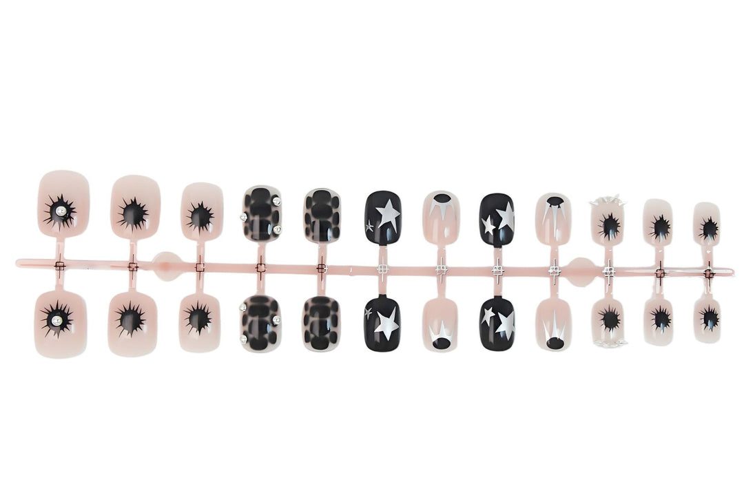 Art nail set with creative geometric designs Kalsten