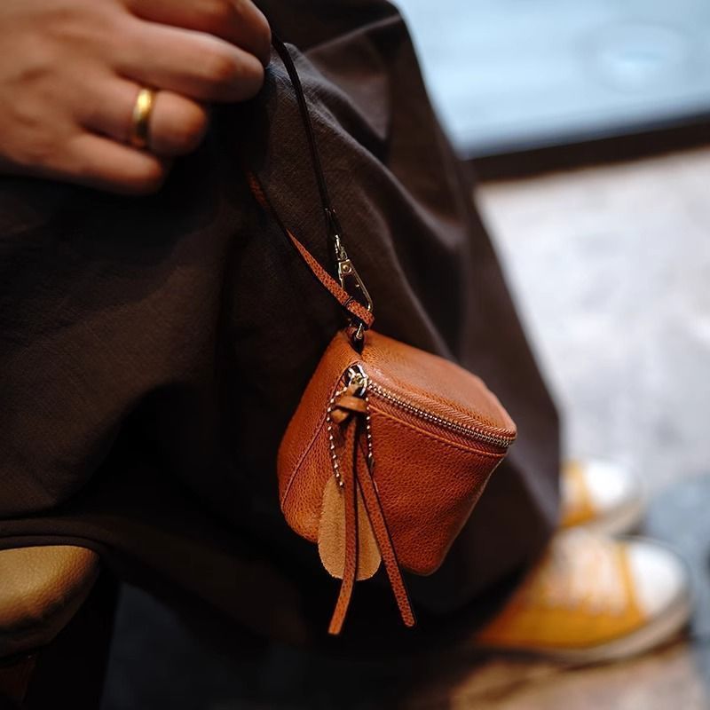 Leather Mini Zippered Coin Pouch