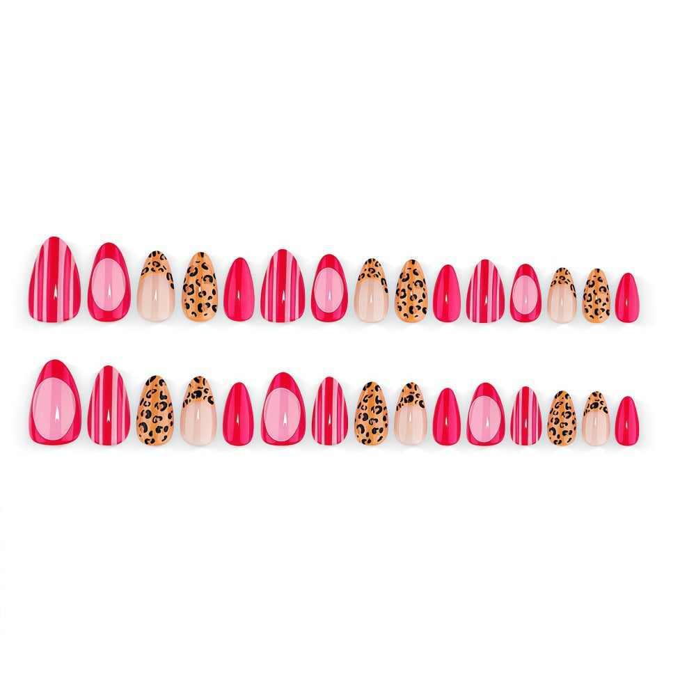 Artificial nails with trendy leopard and striped decorations Kalsten