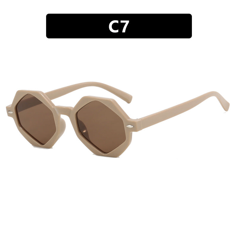 Ladies trendy sunglasses in modern octagonal design Kalsten