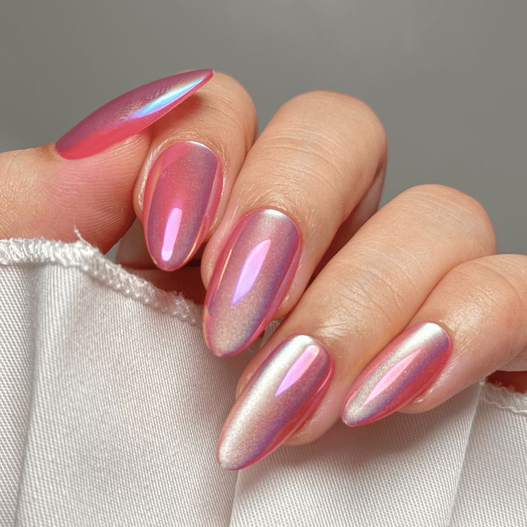 Artificial nails with holographic effect and elegant finish Kalsten