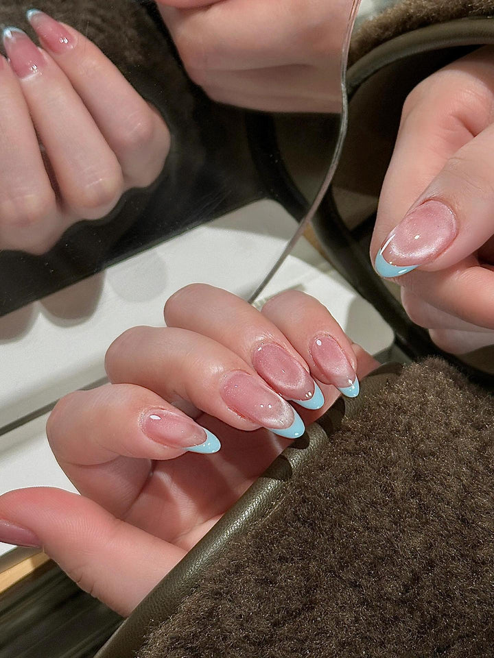 Artificial nails with elegant tip design Kalsten