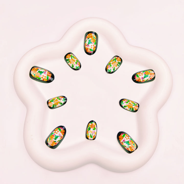 3D Floral Design Nail Art Kalsten