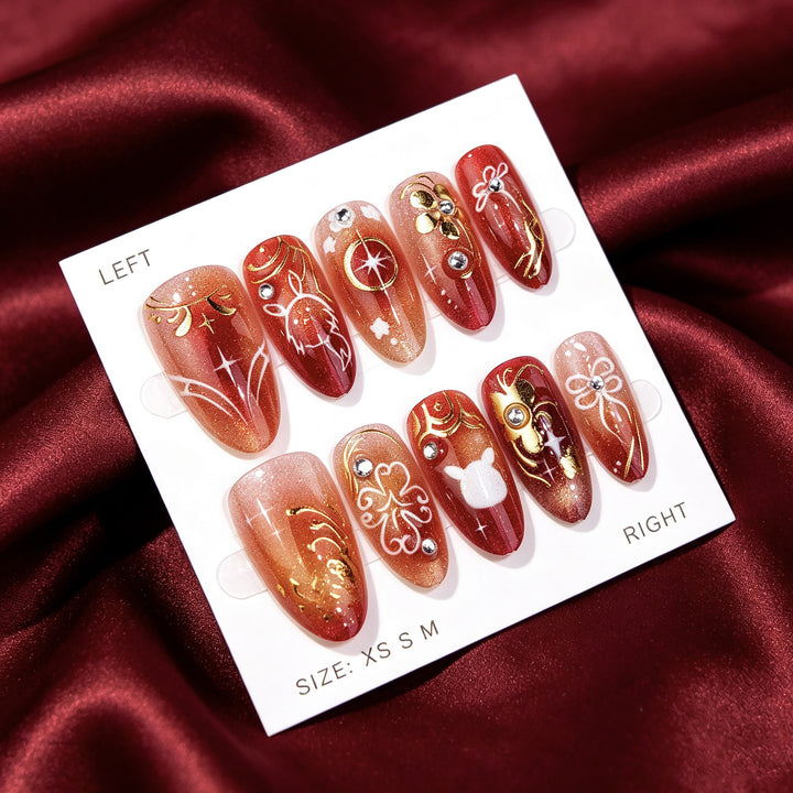 Artistic Press-On Nail Art Set with Floral and Metallic Emblems Kalsten