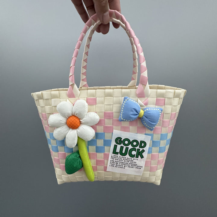 Charming and playful handbag Kalsten