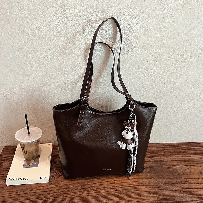 Luxurious Textured Leather Tote Kalsten