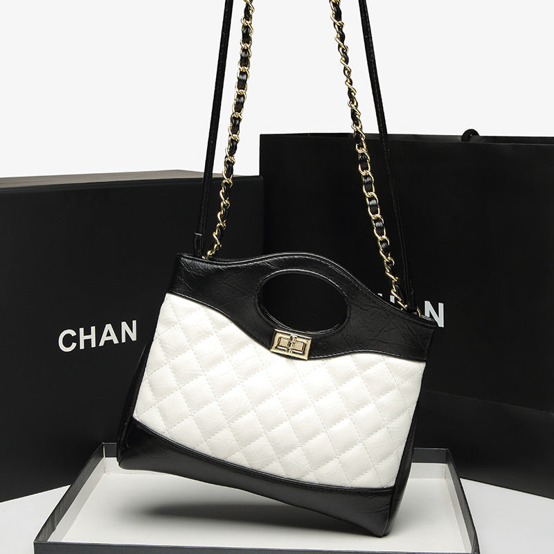 Chic Quilted Shoulder Bag
