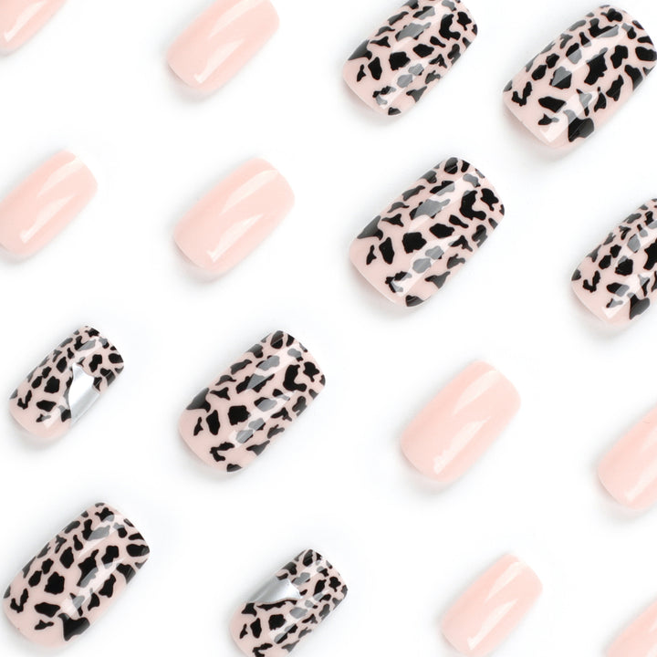 Artful Nail Art with Elegant Animal Design Kalsten