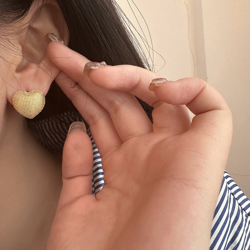 Finely Crafted Heart Stud Earrings Kalsten