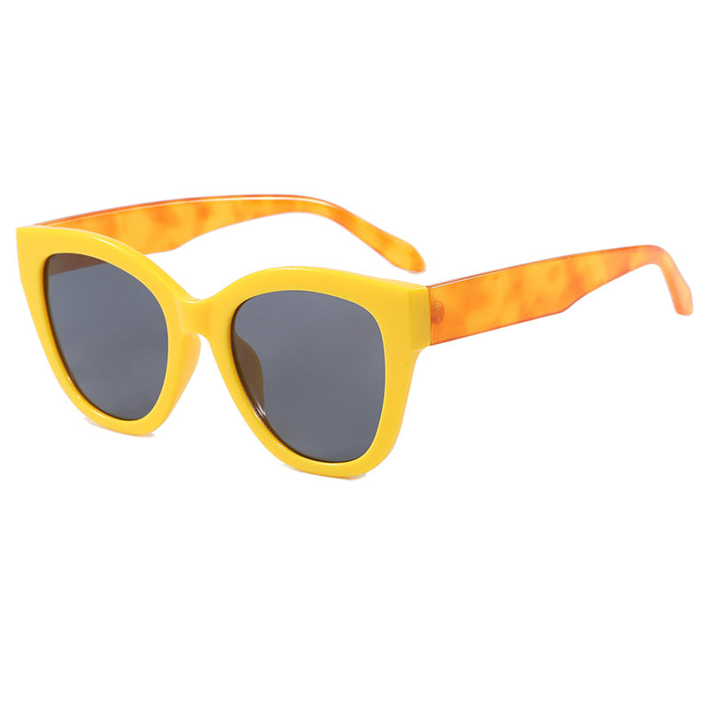 Women's extravagant sunglasses with fashionable design Kalsten