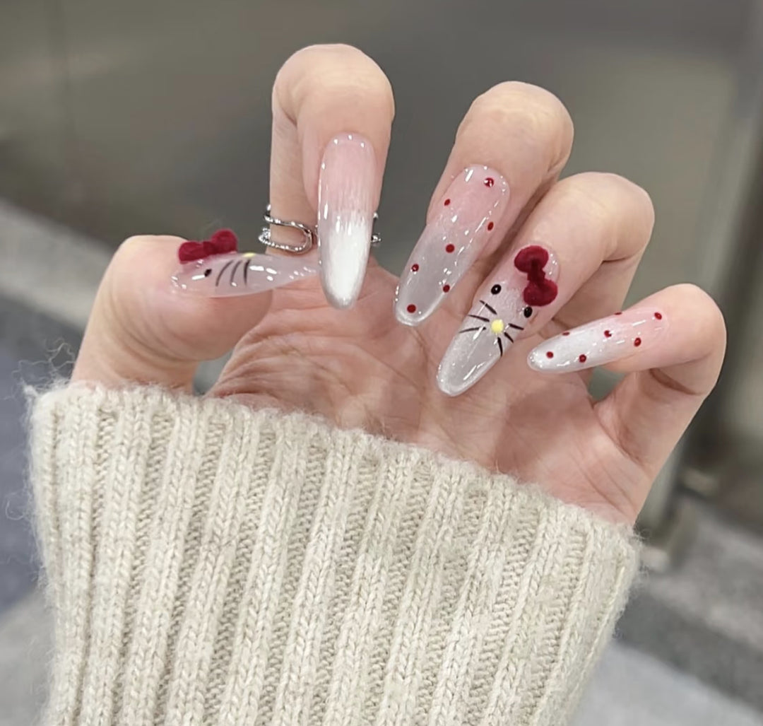 Artistic Press-On Nail Extensions with Floral Embellishments Kalsten