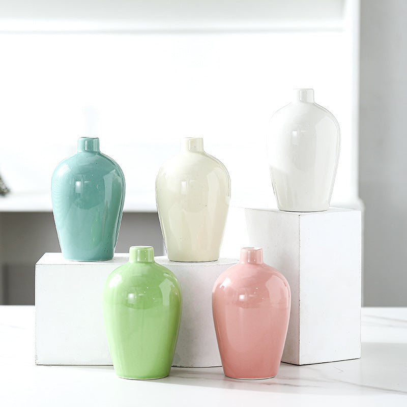 Elegant Ceramic Decorative Vase Kalsten