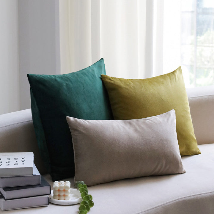 Luxurious velvet cushion cover with soft filling Kalsten