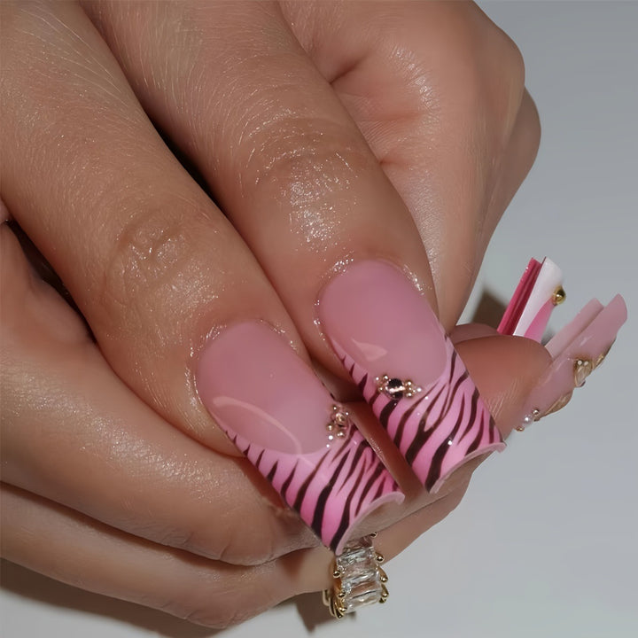 Artistic Floral Acrylic Nail Art Kalsten