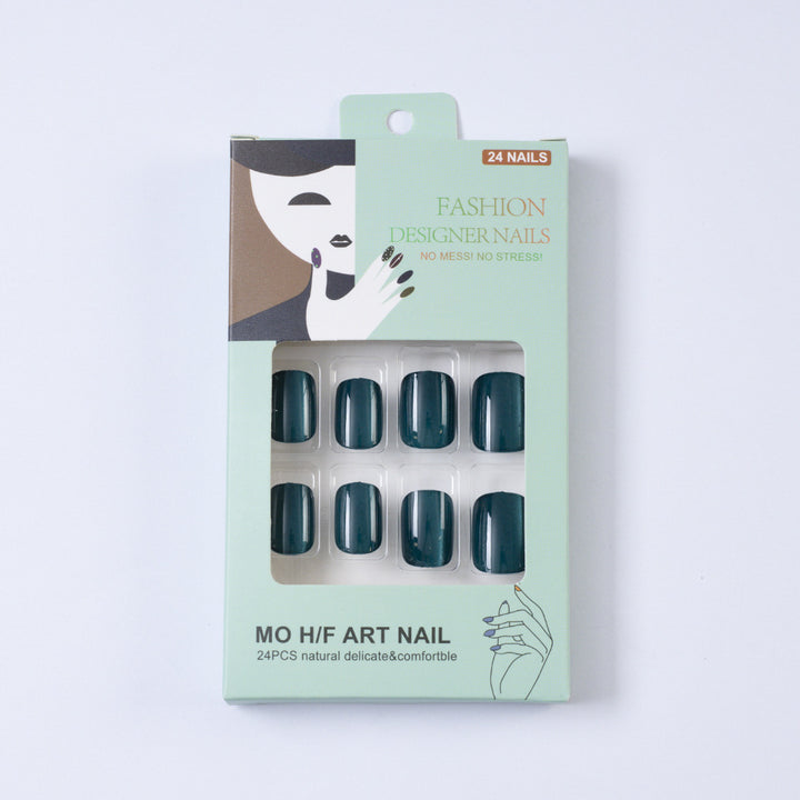 Artificial nails in elegant ombre design Kalsten