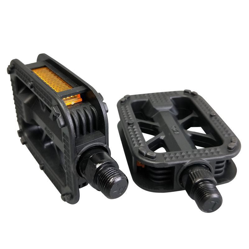 High-Traction Bicycle Pedals with Integrated Reflectors Kalsten