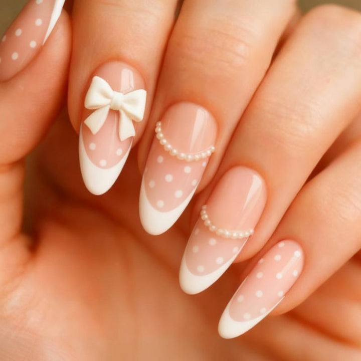 Artificial nail set with elegant tips and playful accents Kalsten