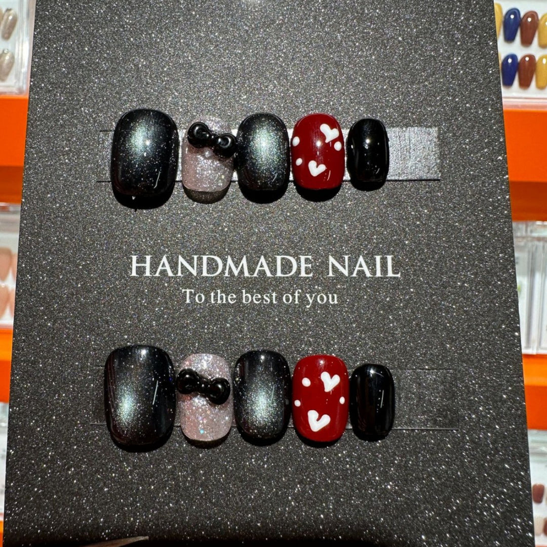 Artistic Handmade Press-On Nail Art Set