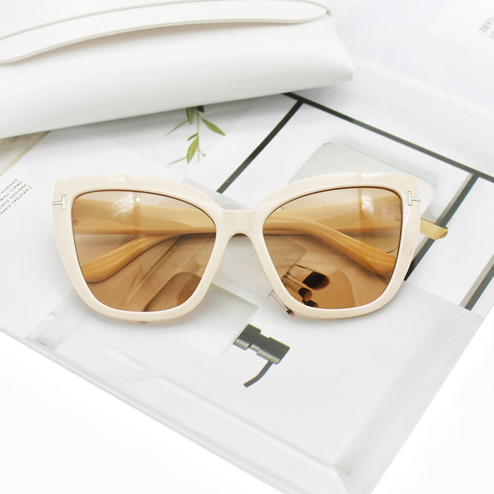 Women's Cat-Eye Sunglasses with Elegant Accents Kalsten