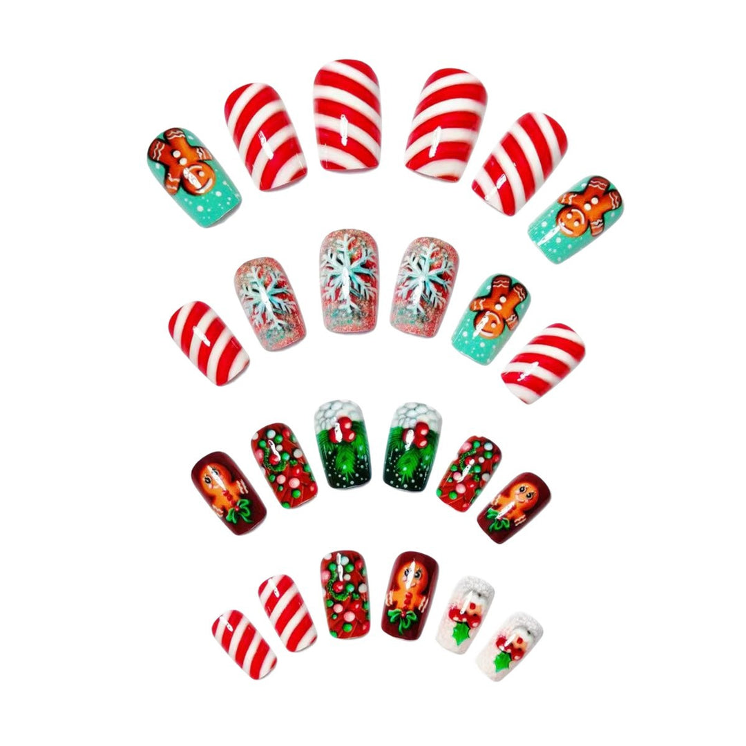 Gingerbread-Themed Nail Art Kalsten