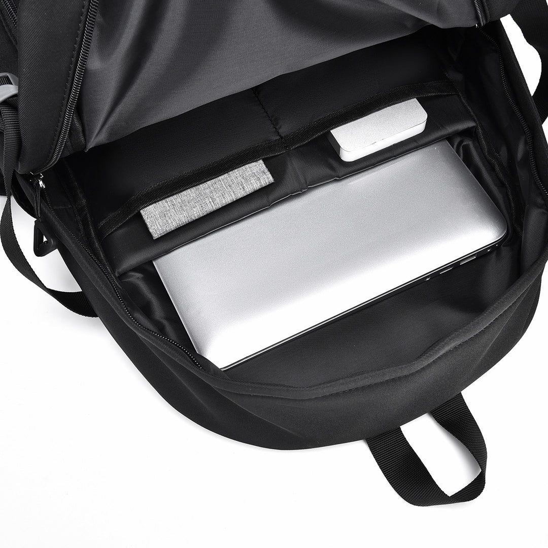 Everyday backpack with versatile organizational system Kalsten