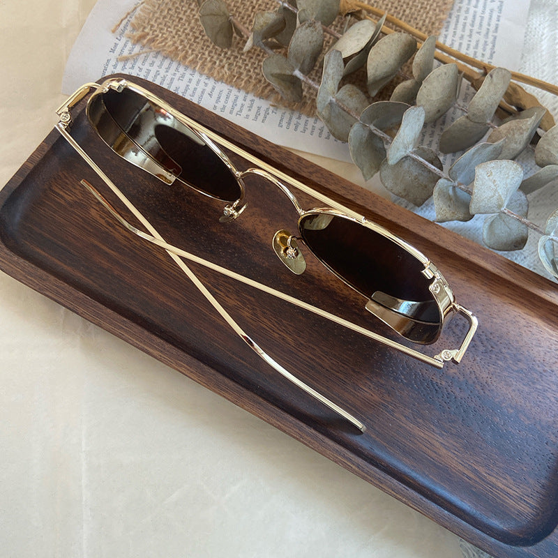 Fashionable Round Sunglasses with Fine Metal Frame Kalsten