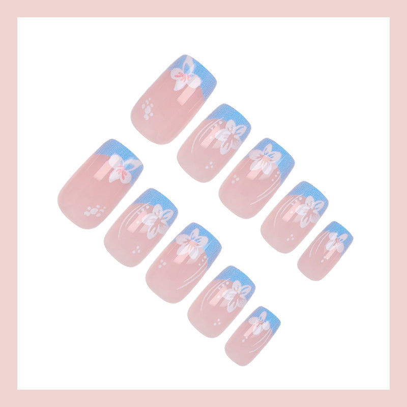 Artificial nail set with delicate flower designs Kalsten