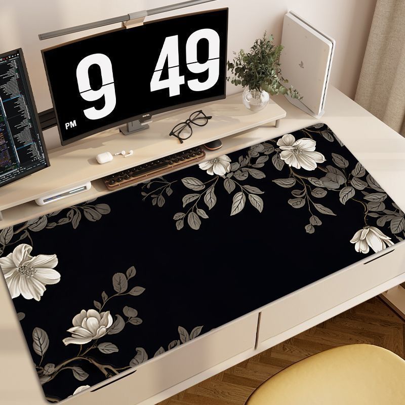 Floral Design Desk Mat