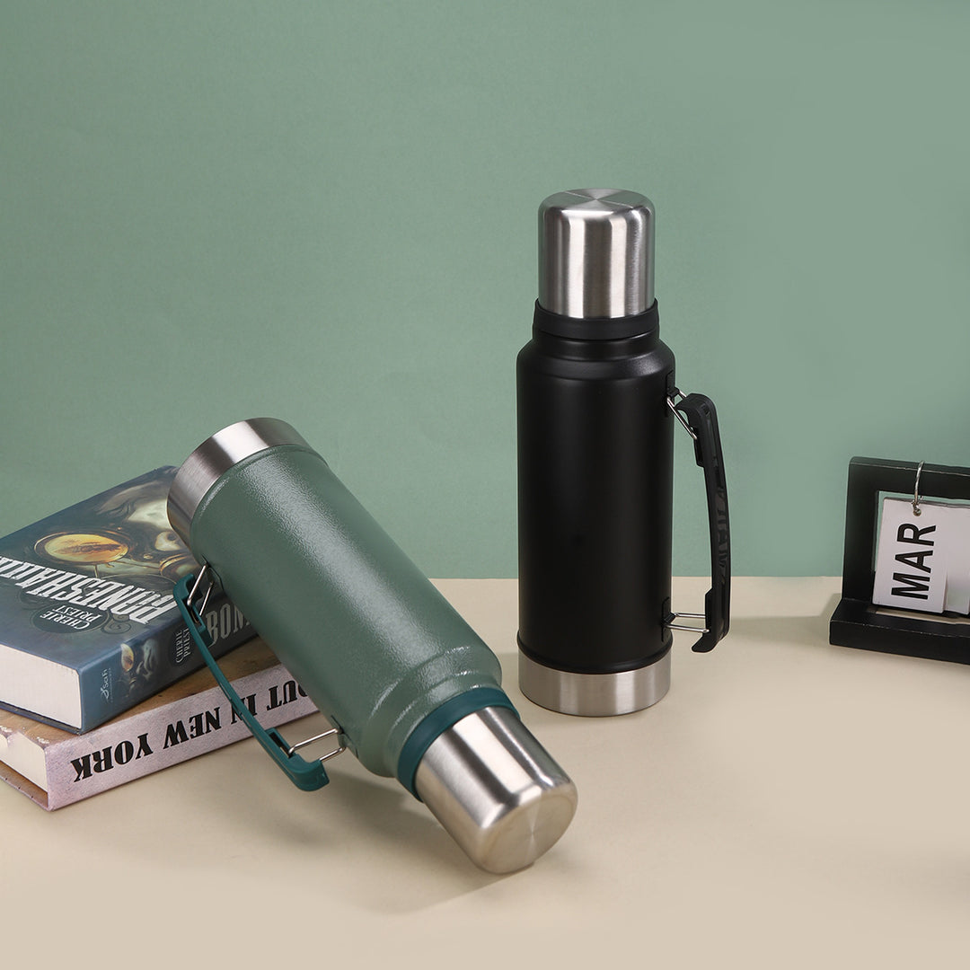 Unisex Insulated Stainless Steel Water Bottle with Carrying Handle Kalsten