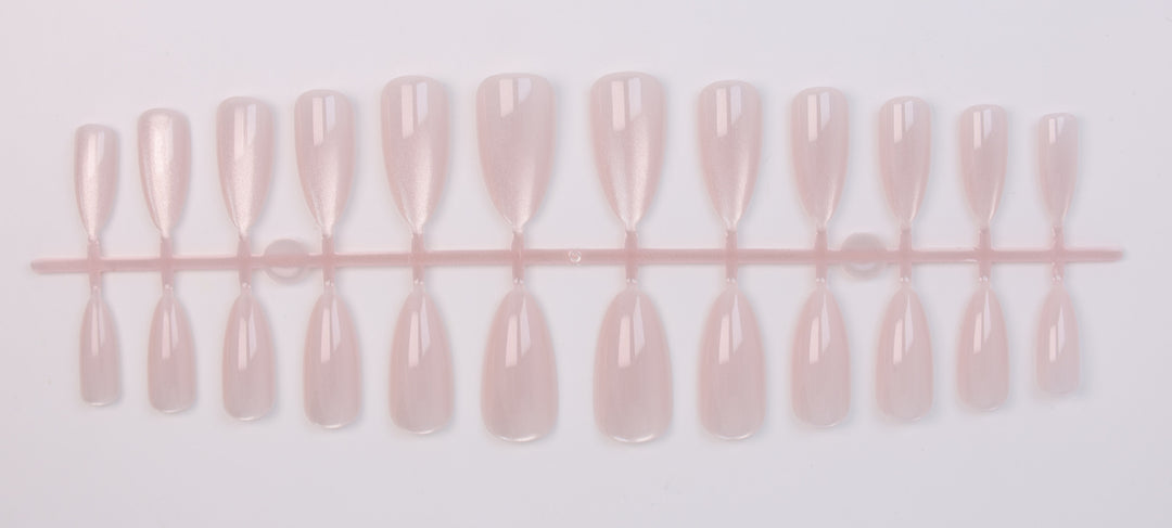 Artificial nail set with shimmering designs Kalsten