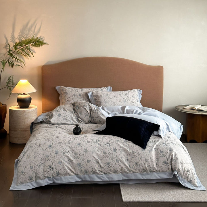 Elegant Reversible Duvet Cover and Pillowcase Set with Jacquard Flower Panel and Fine Quilted Edge