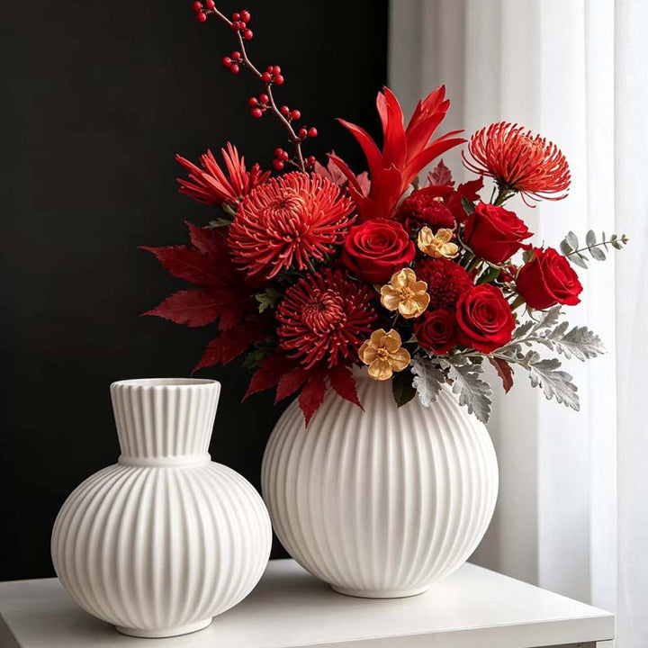 Elegant Ribbed Ceramic Vase Kalsten