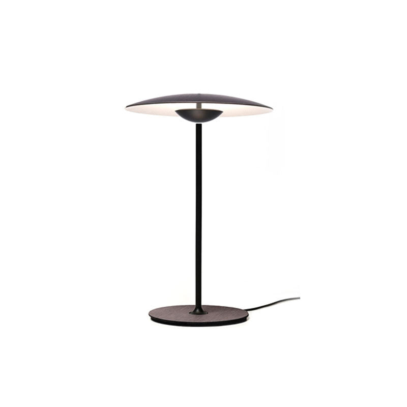 Sleek Modern Table Lamp with Minimalist Design