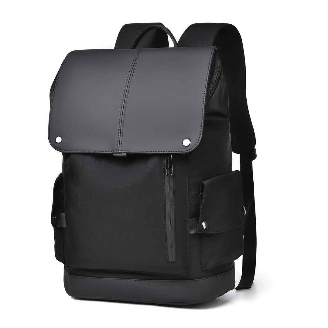 Urban backpack with waterproof material and intelligent compartment system Kalsten